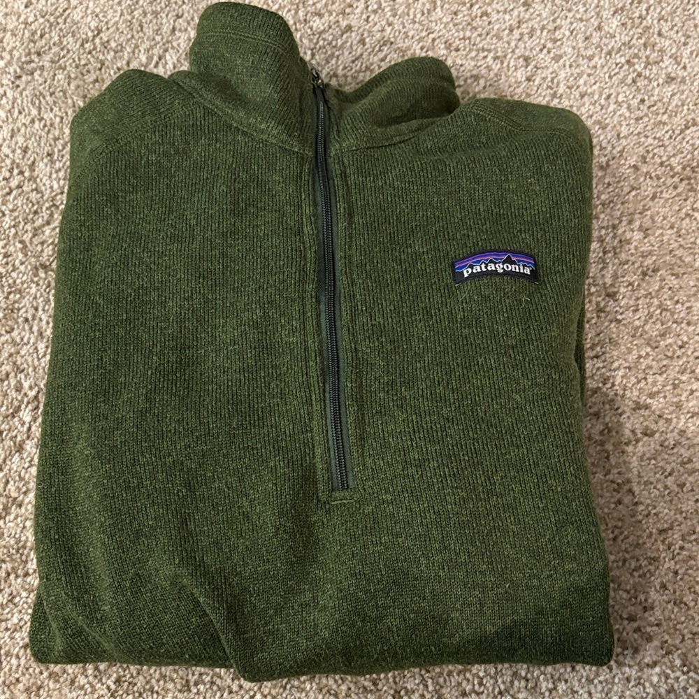 Patagonia Men's Forest Green Zip-Up Sweater